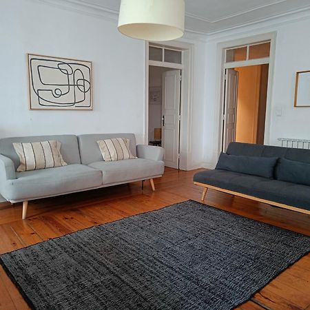 Stunning Apartment Near Chiado Lisboa Екстериор снимка